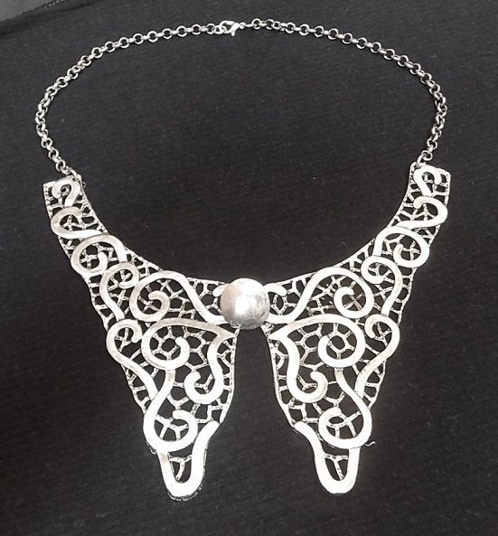 Maxi Colar Metal